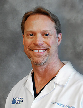 Portrait of Randal Stavinoha, MD, Orthopedics - Sports Medicine specialist at Kelsey-Seybold Clinic.