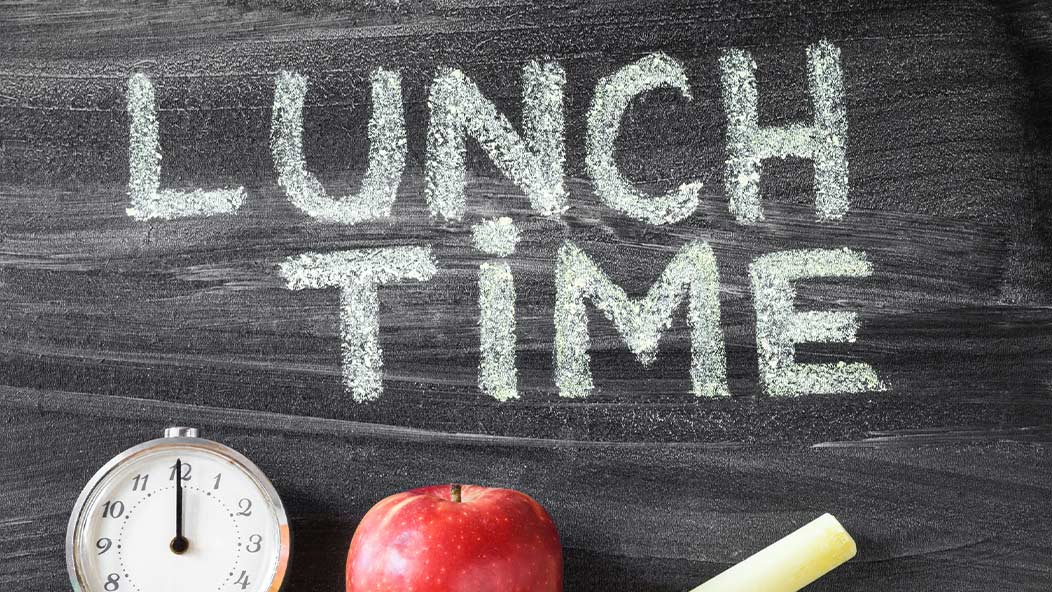 How To Help Kids Eat Healthier Meals at School
