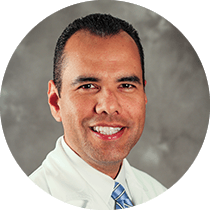 Dr. Leonardo Espitia