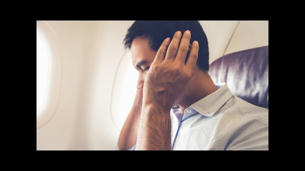 How to relieve airplane ear pressure