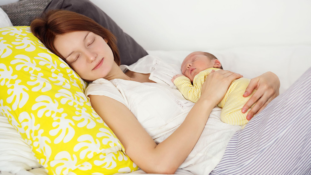 why you shouldn't sleep with your baby