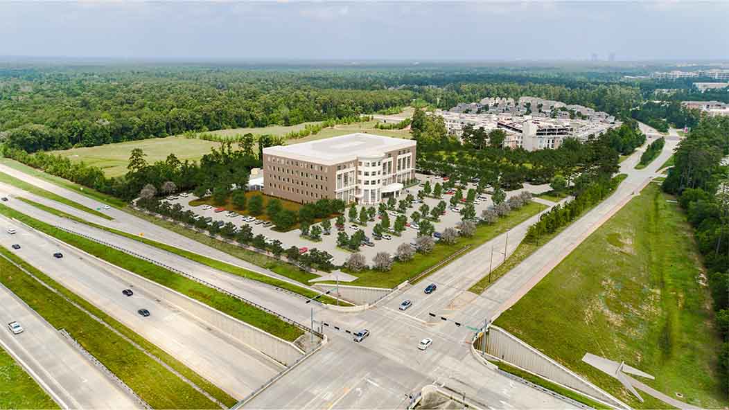 Aerial shot of Kelsey-Seybold Clinic's Springwoods Village location on Grand Parkway.