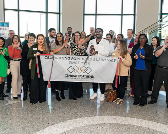 Kelsey-Seybold Clinic Celebrates One Year of Rosenberg Clinic with Local Chamber, Cuts Ribbon on New Senior Lounge