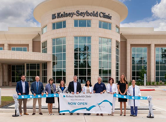 Kelsey-Seybold Clinic Welcomes Community Leaders to New West Woodlands Clinic for Ribbon Cutting