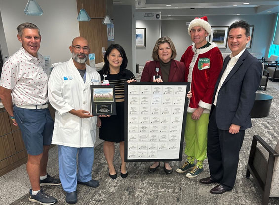 Kelsey-Seybold Clinic Accepts Recognition Plaque as Field of Honor Sponsor