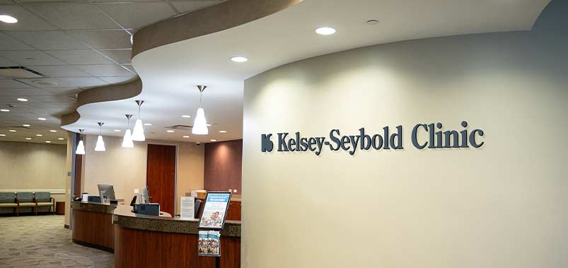 Exterior shot of Kelsey-Seybold's FM 1960 Clinic. Exterior shot of Kelsey-Seybold's FM 1960 Clinic.
