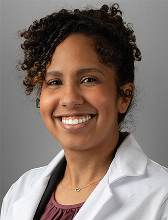 Portrait of Monique-Muna Saleh, PA-C, Otolaryngology and ENT specialist at Kelsey-Seybold Clinic.