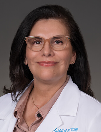 Headshot of Isela Prado, NP Palliative Care Nurse Practitioner