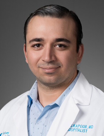 Portrait of Vikas Kapoor, MD, Hospitalist at Kelsey-Seybold Clinic.