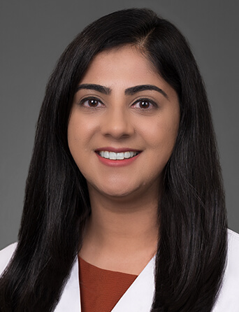 Headshot of Sharmeen Mohammad, PA-C, internal medicine specialist