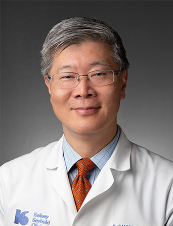 Portrait of Samuel Huang, MD, Family Medicine specialist at Kelsey-Seybold Clinic.