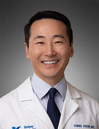 Headshot of Chris Chon, MD, urologist at Kelsey-Seybold Clinic.