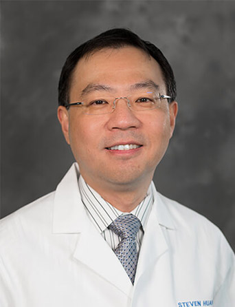 Headshot of Steven Huang, MD