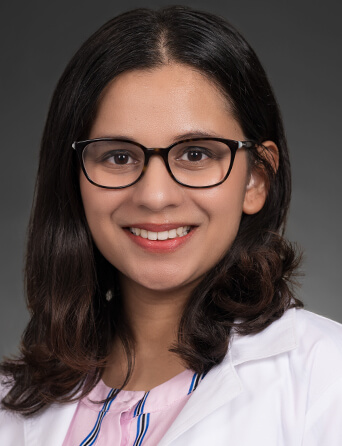 Headshot of Amna Ahmed, MD infectious disease physician
