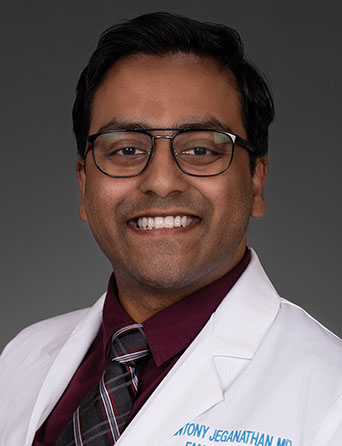Headshot of Antony Jeganathan, MD family medicine physician