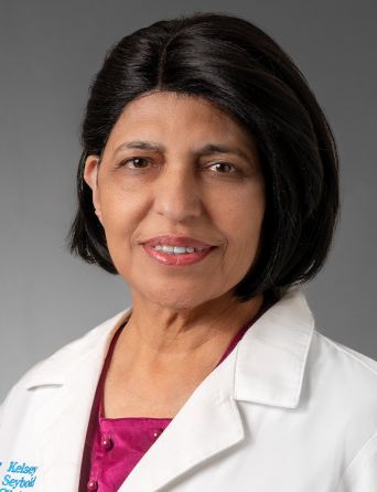Headshot of Shahnaz Khan, MD, Internal Medicine specialist at Kelsey-Seybold Clinic.