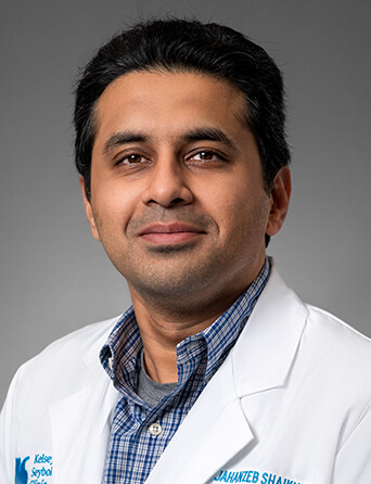 Portrait of Jahanzeb Shaikh, MD, Internal Medicine specialist at Kelsey-Seybold Clinic.