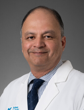 Portrait of Asher Qarni, MD, Pulmonary Medicine specialist at Kelsey-Seybold Clinic.