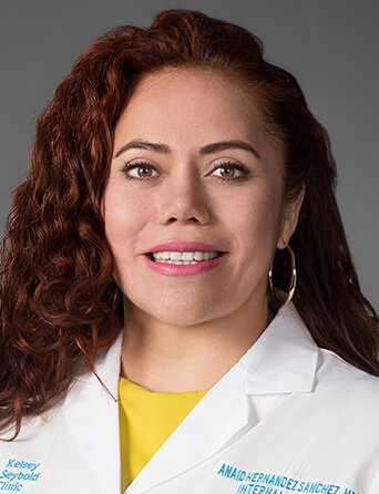 Portrait of Anaid Hernandez-Sanchez, MD, Internal Medicine, Primary Care specialist at Kelsey-Seybold Clinic.